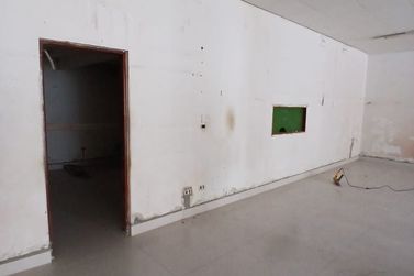 Sal&atilde;o Comercial para alugar - 250m&sup2; - Zona I