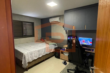 Apartamento &agrave; venda - 156m&sup2; - Zona III