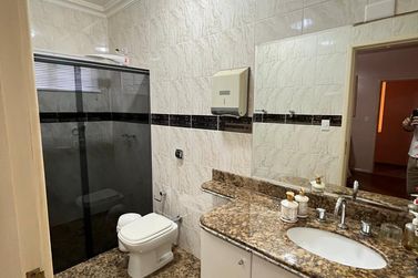 Sobrado &agrave; venda - 490m&sup2; - Centro
