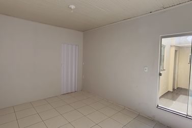 Casa para alugar - 324m&sup2; - ZONA V