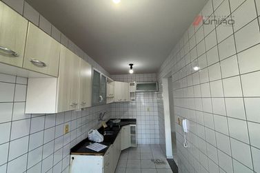 Apartamento &agrave; venda - 50m&sup2; - Zona II