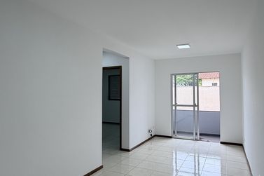 Apartamento &agrave; venda - 68m&sup2; - Zona IV