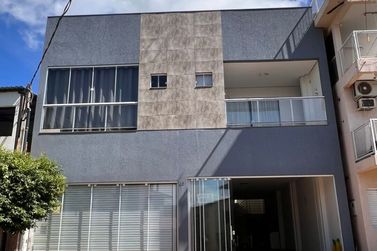Sobrado &agrave; venda - 215m&sup2; - Centro