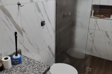 Casa &agrave; venda - 220m&sup2; - Parque Tarum&atilde;