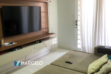 Sobrado &agrave; venda - 152m&sup2; - Zona II