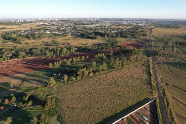 Terreno &agrave; venda - 20000m&sup2; - ESTRADA JURUPOCA