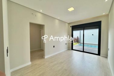 Casa &agrave; venda - 180m&sup2; - Recanto Tropical