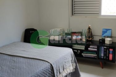Apartamento &agrave; venda - 102m&sup2; - Zona VI