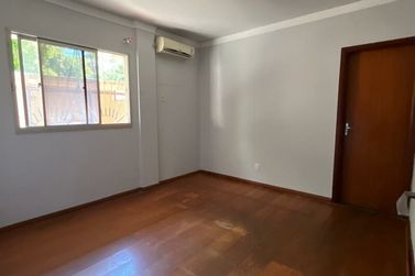 Apartamento &agrave; venda - 76m&sup2; - Zona II