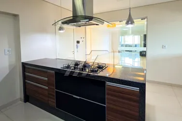 Apartamento &agrave; venda - 174m&sup2; - Zona I