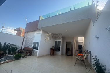 Casa &agrave; venda - 200m&sup2; - Jardim Colorado