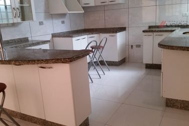 Casa &agrave; venda - 270m&sup2; - Jardim Am&eacute;rica