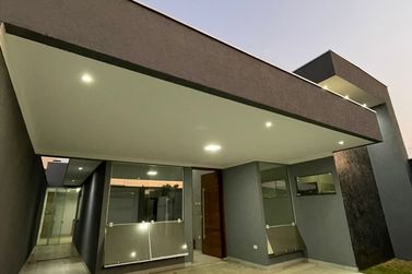 Casa &agrave; venda - 160m&sup2; - Jardim Cima