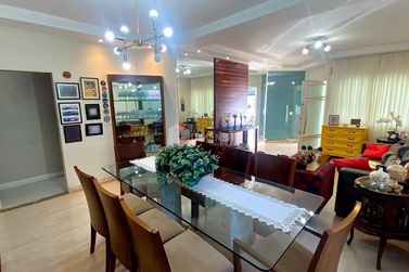 Casa &agrave; venda - 224m&sup2; - Jardim Lisboa