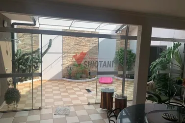 Casa &agrave; venda - Zona II
