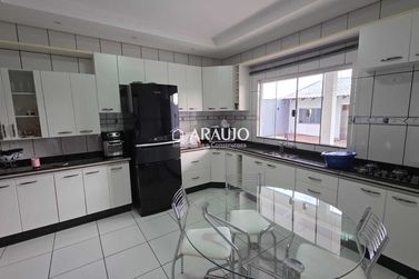 Casa &agrave; venda - 243m&sup2; - Jardim Indai&aacute;