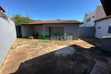 Casa para alugar - Zona V