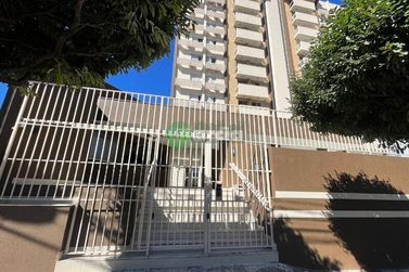 Apartamento &agrave; venda - 133m&sup2; - Zona III