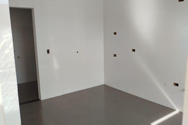 Casa &agrave; venda - 110m&sup2; - Jardim Veneza Ll