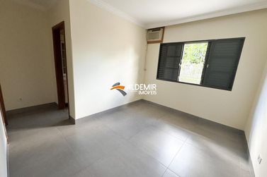 Casa para alugar - 128m&sup2; - Jardim dos Pr&iacute;ncipes