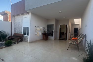 Casa &agrave; venda - 200m&sup2; - Jardim Colorado