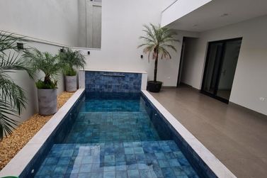 Casa &agrave; venda - 230m&sup2; - Portal das &Aacute;guas