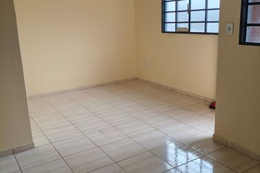 Casa para alugar - 80m&sup2; - JARDIM VERDE VALE