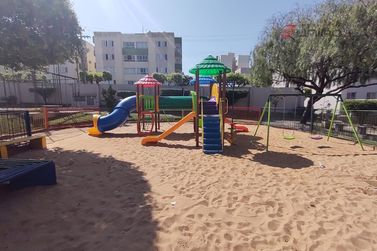 Apartamento &agrave; venda - 51m&sup2; - Zona II