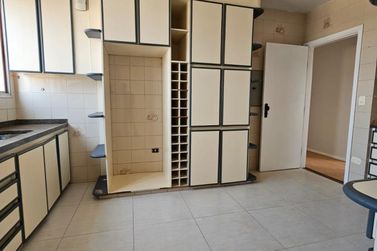 Apartamento &agrave; venda - 133m&sup2; - Zona III