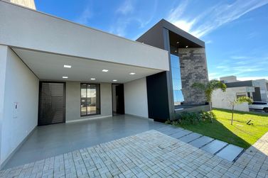 Casa &agrave; venda - 154m&sup2; - ZONA I