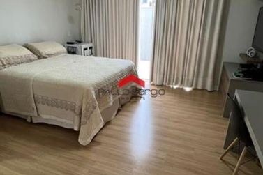 Sobrado &agrave; venda - 196m&sup2; - Jardim Floren&ccedil;a