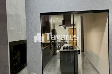 Casa &agrave; venda - 131m&sup2; - Zona V