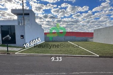 Terreno &agrave; venda - 182m&sup2; - Portugu&ecirc;s