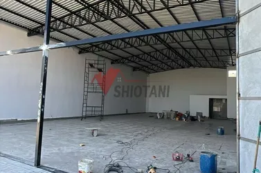 Sal&atilde;o Comercial para alugar - Zona III