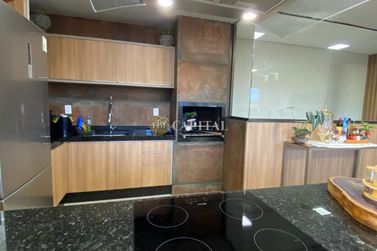 Apartamento &agrave; venda - 166m&sup2; - Zona III