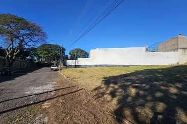 Terreno &agrave; venda - 437m&sup2; - CONDOM&Iacute;NIO PARQUE CIDADE JARDIM UMUARAMA