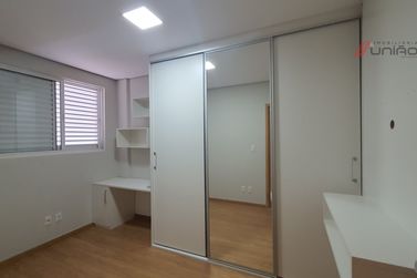 Apartamento &agrave; venda - 86m&sup2; - Zona I-a