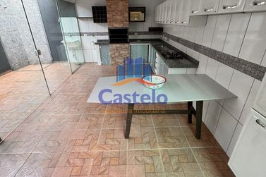 Casa para alugar - 110m&sup2; - PORTO FIGUEIRA