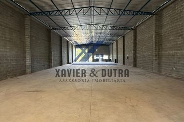 Sal&atilde;o Comercial para alugar - 640m&sup2; - Zona Armaz&eacute;m