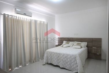 Sobrado &agrave; venda - 325m&sup2; - Zona II