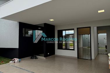Casa &agrave; venda - 110m&sup2; - Jardim Cima
