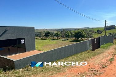 Ch&aacute;cara &agrave; venda - 2000m&sup2; - PR - 580