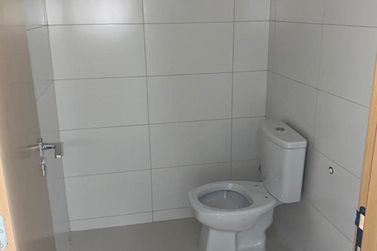 Sala Comercial &agrave; venda - 404m&sup2; - Zona III