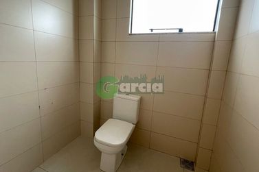 Sal&atilde;o Comercial para alugar - Zona VI