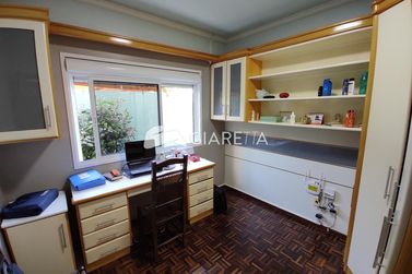 Casa &agrave; venda - 180m&sup2; - JARDIM GISELA
