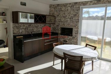 Casa &agrave; venda - 296m&sup2; - Residencial Central Park