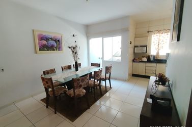 Casa &agrave; venda - 100m&sup2; - Zona VI
