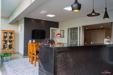 Sobrado &agrave; venda - 338m&sup2; - Ecoville Residence