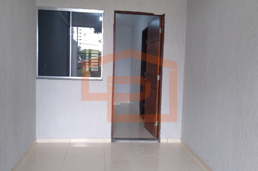 Casa &agrave; venda - 90m&sup2; - Zona VI