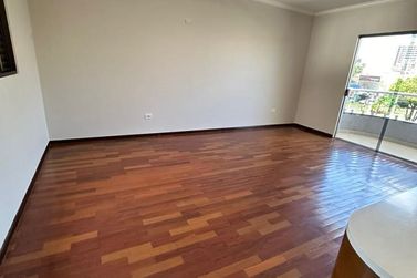 Casa para alugar - 260m&sup2; - Zona I-A